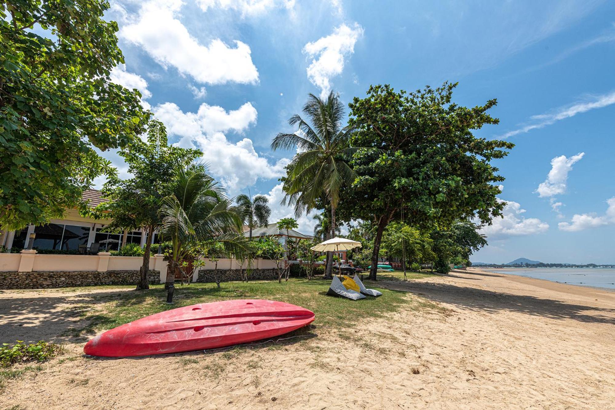 Blue Beach Grand Resort And Spa In Chalong Phuket By Dayuu Ban Saiyuan Exterior photo